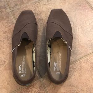 Toms Brown Canvas Slip-Ons
